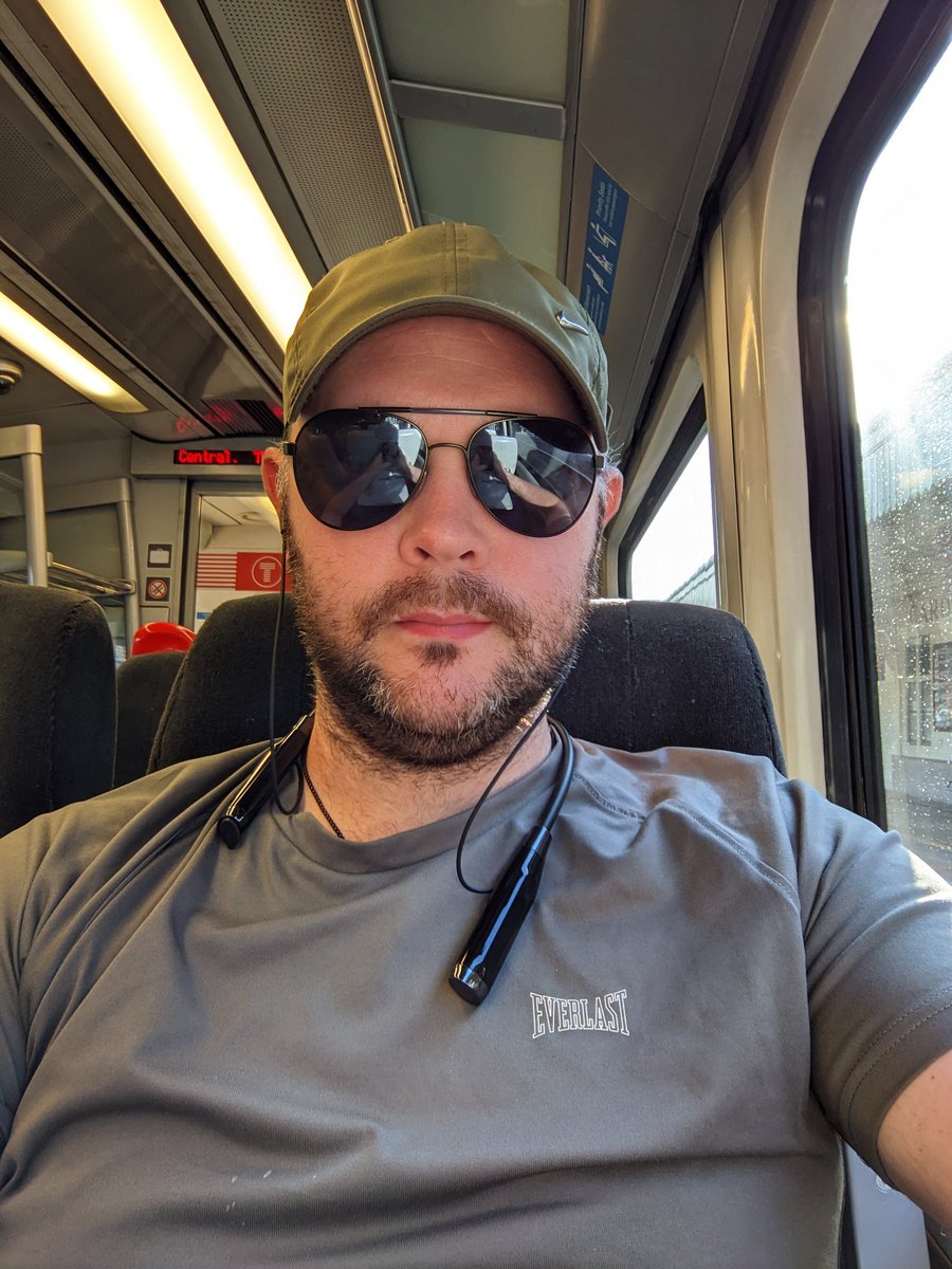 Chris90855's tweet photo. I like trains... https://t.co/U9BcWUYeQG