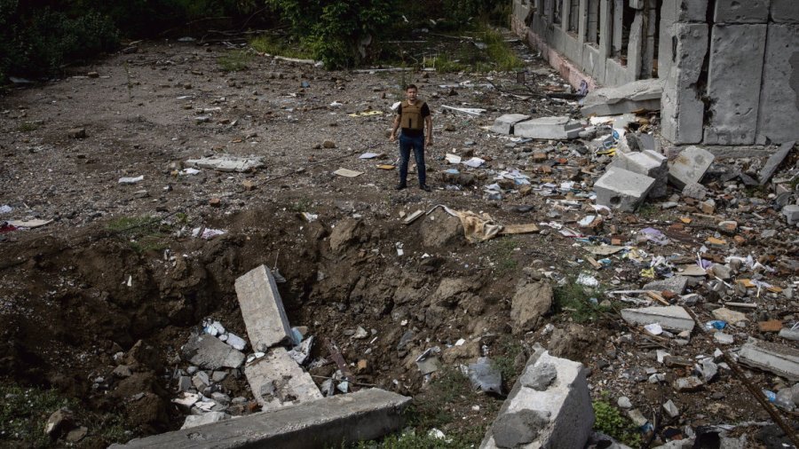 Entrevista a dos pacifistas, ucraniano y ruso:"Cuanto antes dejemos de disparar antes empezaremos a hablar". El acuerdo sobre el transporte de cereales ha demostrado que, cuando la presión global desde los pueblos genera voluntad política, todo es posible.enpiedepaz.org/de-kiev-a-mosc…