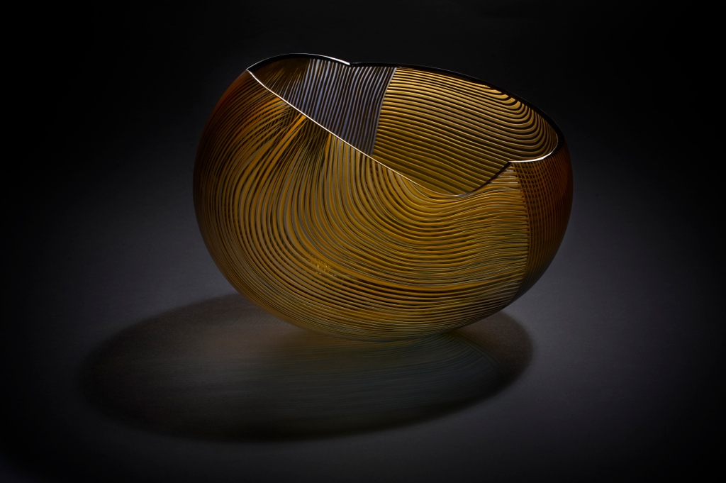 gilliesjones's tweet photo. From the archive 2011

 Aesculus

Based on the form of the Horse Chestnut seed engraved with intricate linear design. https://t.co/sRUkm5HAkx