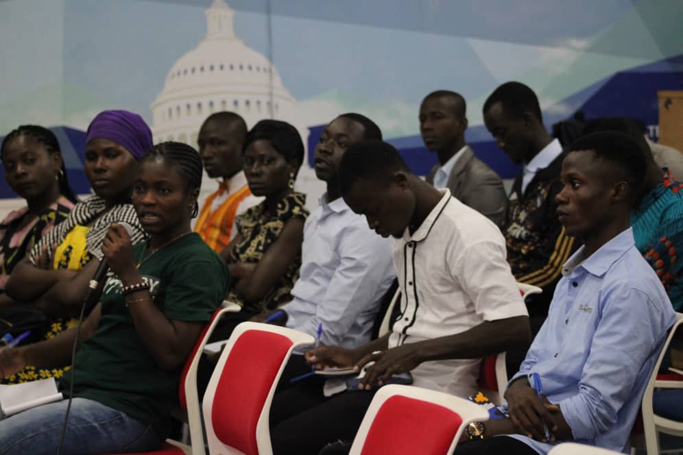 AdamBamba92's tweet photo. This saturday, it was a pleasure to participate in the training workshop for young leaders. I shared my knowledge on climate change, related policies and programmes. I highlighted the difference between mitigation and adaptation measures,climate resilience and DRR. #SafeSaturdays https://t.co/pXfA8slSHQ