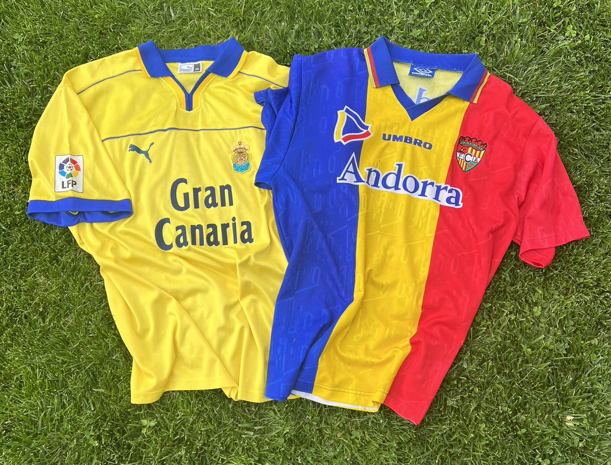 ildelima6's tweet photo. Amb el @fcandorra ❤️💛💙debutava a 2aB i amb @UDLP_Oficial 💙💛 ho feia a 2aA, avui gaudirem dels dos a la @laliga 🤩 #lima20 #laspalmas #andorra #grancanaria #ligasmartbank #estadioinsular #estadiograncanaria #estadicomunal #soller #xerez #memories #andorrafootballmuseum #AFM https://t.co/079BsAQh0S