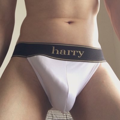 小翹屁 tweet media