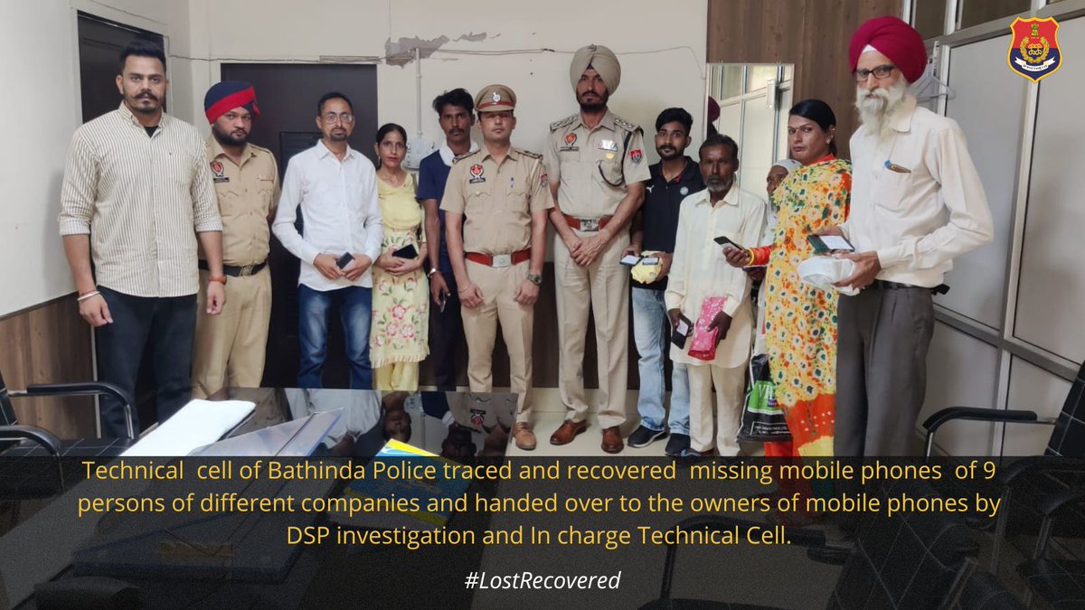 BathindaPolice's tweet photo. Technical  cell of Bathinda Police traced and recovered  missing mobile phones  of nine persons of different companies and handed over to the owners of Mobile phones by DSP investigation and In-charge Technical Cell. #LostRecovered https://t.co/PmCrYP8F9t