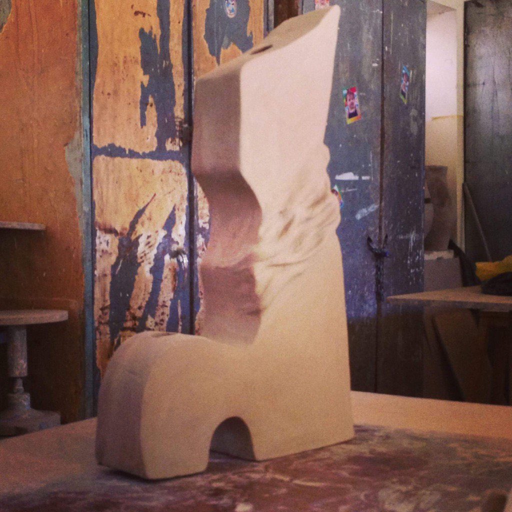 aboskovitch's tweet photo. Iraqi sculptor Haidi Farouk Shaker, here in the kiln room at the Institute of Fine Arts in #Baghdad with her sculpture “Iraq”, part of this year’s #MATRES Festival Internazionale Di Ceramica Femminile di Cava dè Tirreni e Vietri sul Mare, in italy’s #Campania Region. @ItalyinIraq https://t.co/Pqfq2HIhSE