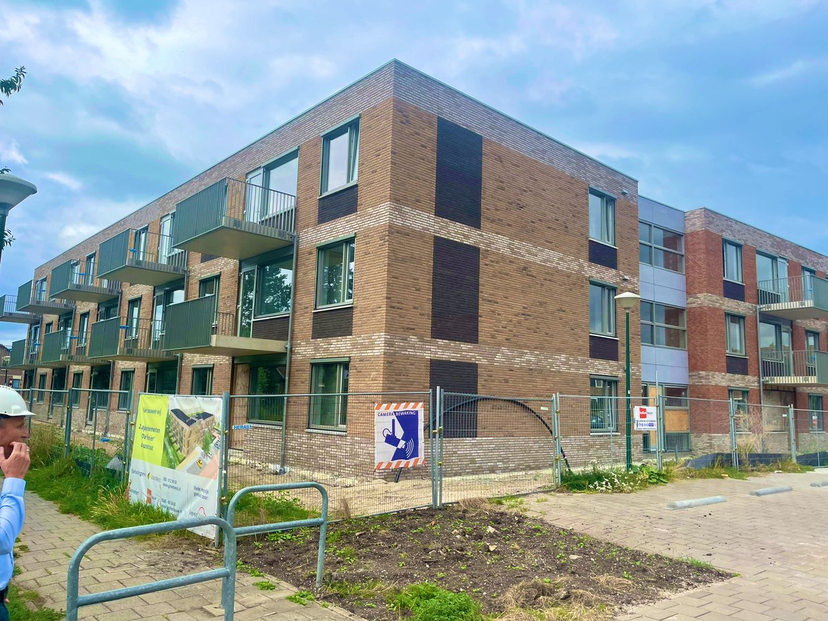 Arc2architecten's tweet photo. Appartementengebouw De Pionier in Zegveld schiet al behoorlijk op! Vakwerk van aannemer @Boltongroep https://t.co/slOheX7vON