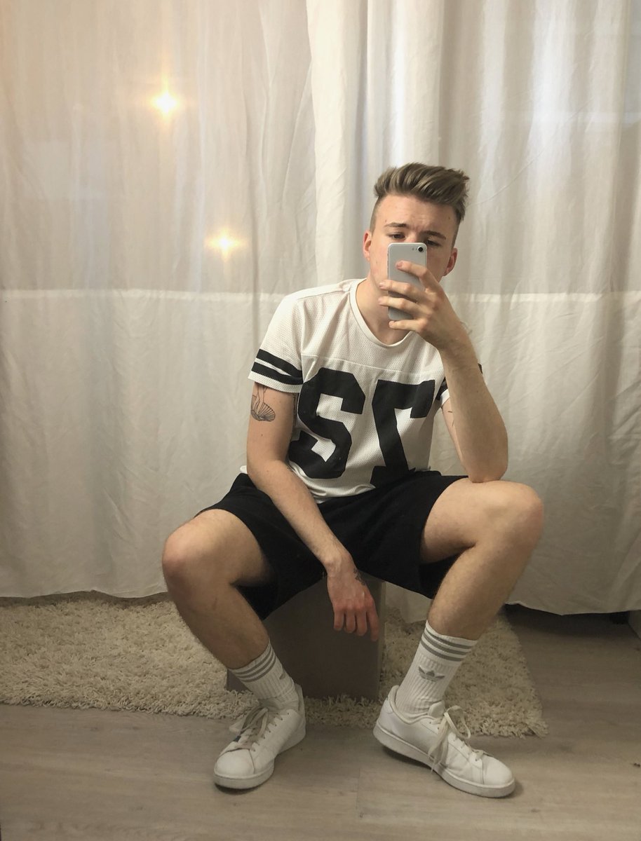 tbsschstr2's tweet photo. Hi Gay 🌈 https://t.co/kwxoagABNi