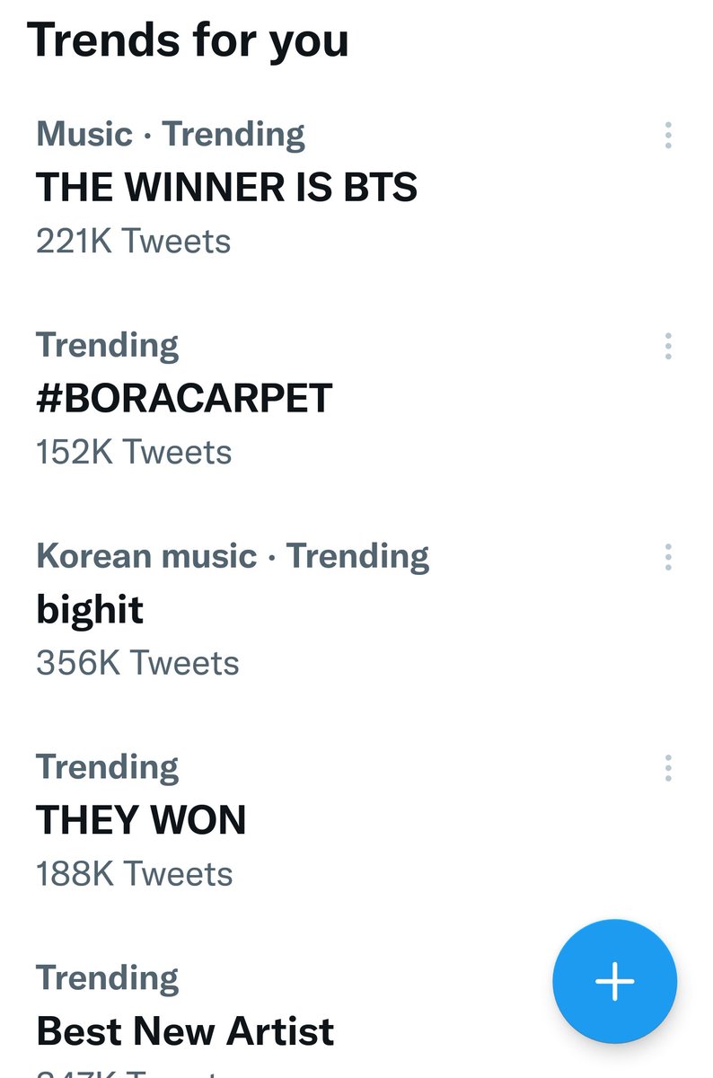 Raven669471641's tweet photo. Bts is on trending since _______🤓😘💜💜💜 https://t.co/hgKdLNafGL