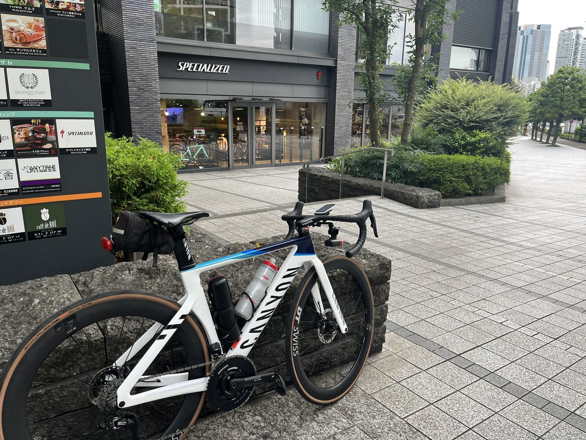 ShimoCycle's tweet photo. 拡散歓迎と言われたので笑
エアロードのフィッティングDone
弱点やら今後のトライが明確になり、
よろず相談で今まで考えてなかった
トレーニング観点等得れたのがデカい
渡邉さん今回もスペシャじゃないのに
ありがとうございます!
そして、サドルは高くなりました
#specialized #retul https://t.co/HTRkXsWYox