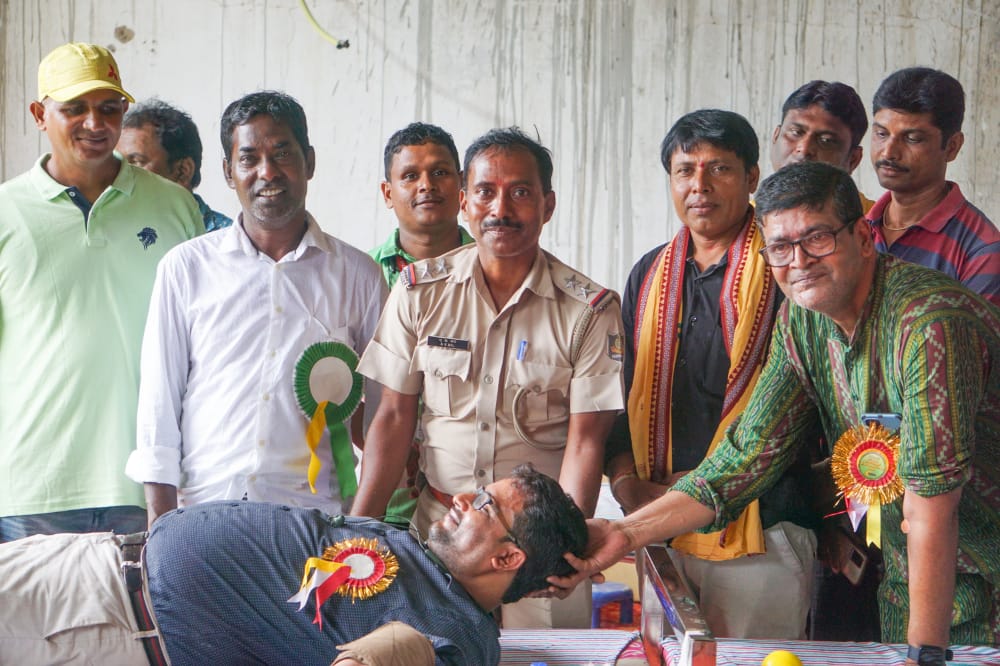 TAPAS_SAMAL89's tweet photo. A great event organized by the famous hotel #odiani &amp; #nuaalok organization at the place of peace #odianihotel. #Panikoili . Successfully collected 86 unit blood by the #centralredcrossbloodbank.
Congratulations to all of you.💐
@RinkuMo17120943 @NuaAlok @nua_alok https://t.co/5moLvgdczT
