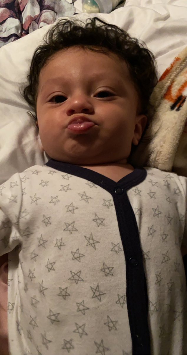 Vitanynany's tweet photo. My chunky monkey π outgrowing all his 6-9 month old items and he is barely gonna be 7 months old. This momma will be broke soon. Anyone wanna buy him so new items @Walmart @amazon @Target @ChiccoUSA @NubyUSA #ChunkyBaby #HelpMyChunky #BabyBoy https://t.co/3IpTbe7sWT