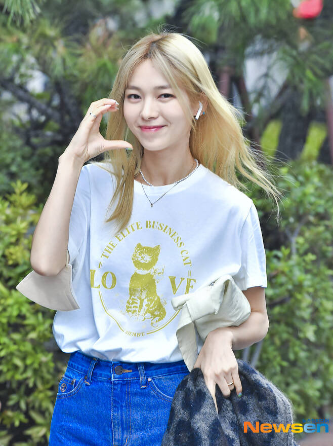 WecanGowherever's tweet photo. 민선예 진짜 출근길마다 레전드셔.. https://t.co/dR8gel9HUY