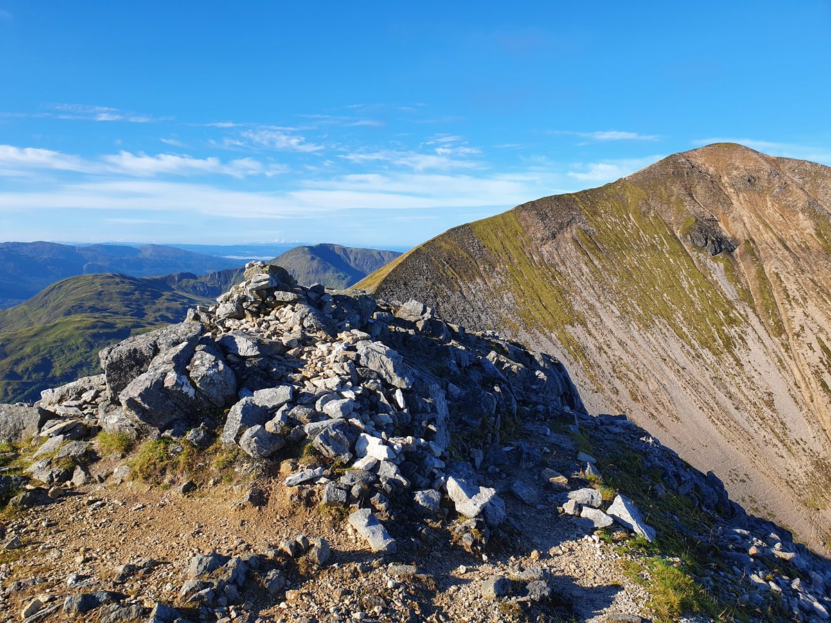 simonmeldrum's tweet photo. Running on Beinn a' Bheithir, Ballachulish. @UKRunChat https://t.co/lbZvYeZsyP