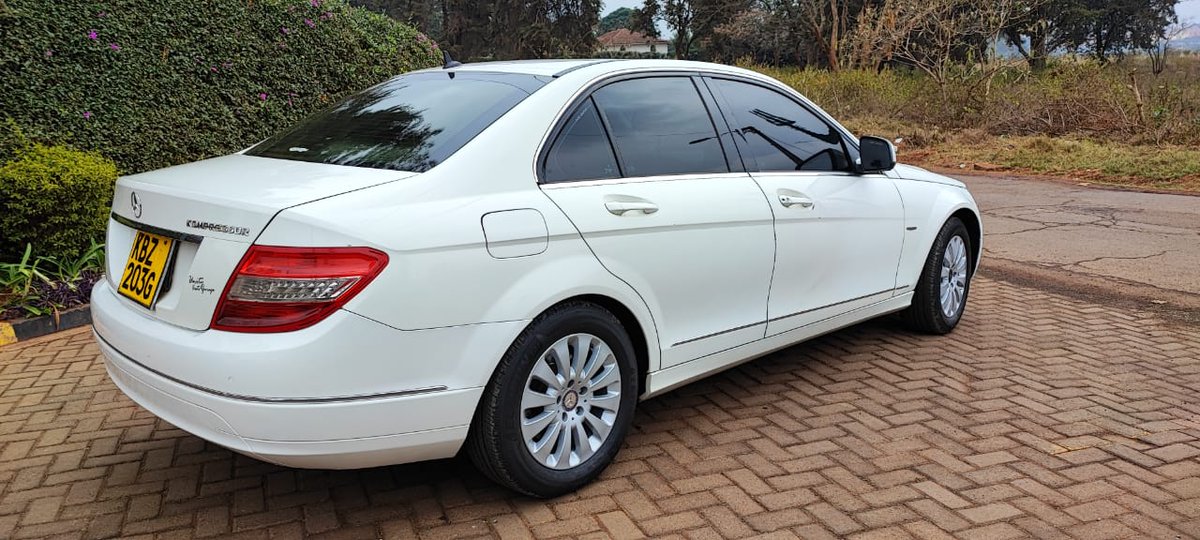 MistMotors's tweet photo. QUICK SALE OF MERCEDES

C200 2007 MODEL 1800CC

GENUINE MILEAGE OF 106,000.

FULLY LOADED WITH COOL MUSIC 

PRICE 1.3M NEGOTIABLE AFTER VIEWING

FINANCE ARRANGED
TRADE IN ACCEPTED
MORE INFORMATION 0723552914
#motorske #johnsonsakaja #nairobi #kiambu #form34A #SpaceYaMagari #benz https://t.co/MSFyWhvUdP