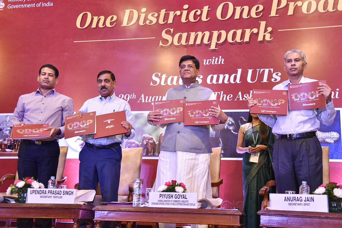 PiyushGoyalOffc's tweet photo. We have only begun when it comes to unleashing the true potential of the One District One Product (ODOP) initiative.

Minister @PiyushGoyal launched ODOP gift catalogue &amp; storefront on @GeM_India, paving the way for prosperity for its stakeholders.

📹 https://t.co/gLH2Kd7HbQ https://t.co/QMjN9e11w3