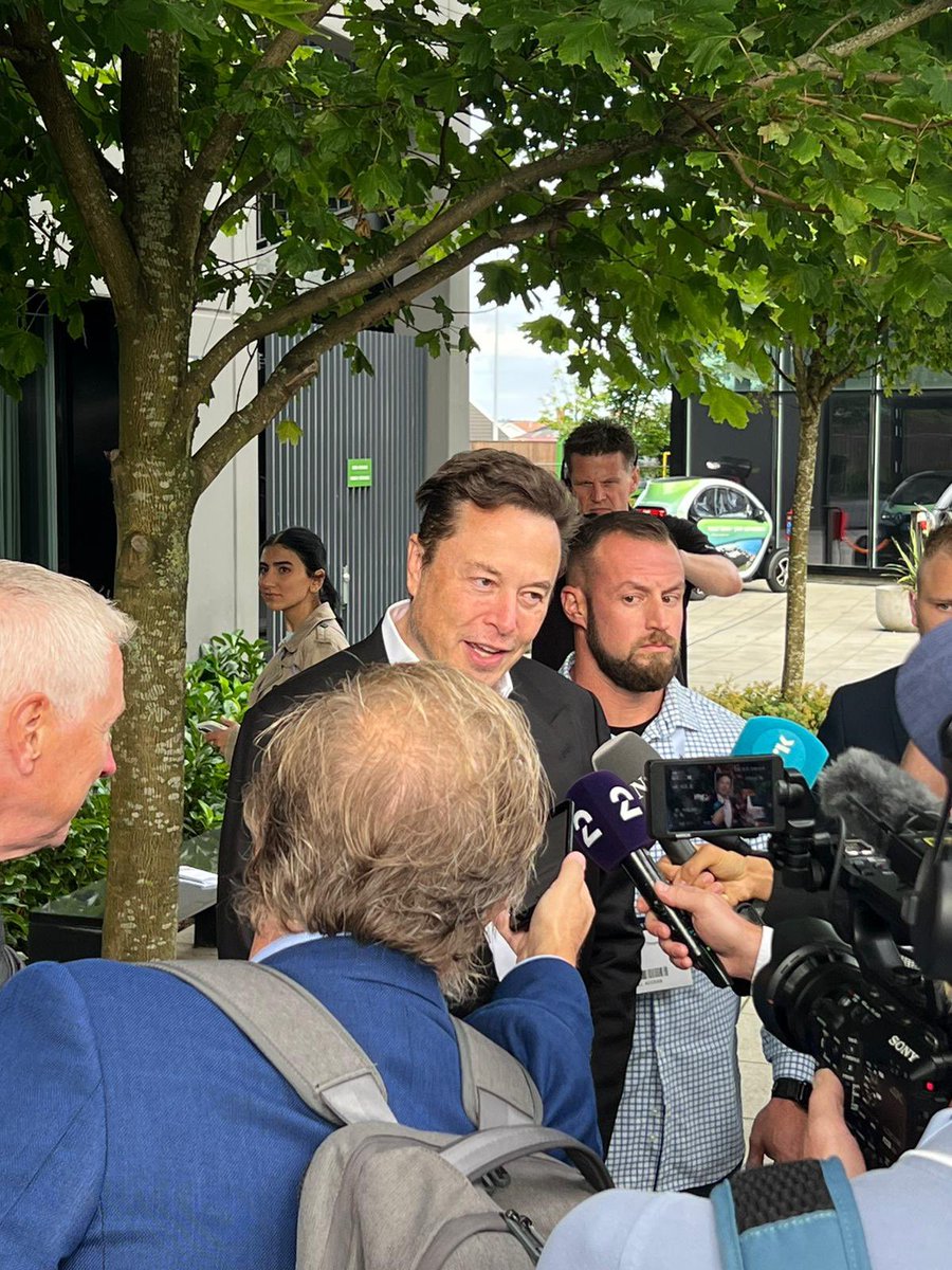 Eyrún Gudjónsdóttir tweet media