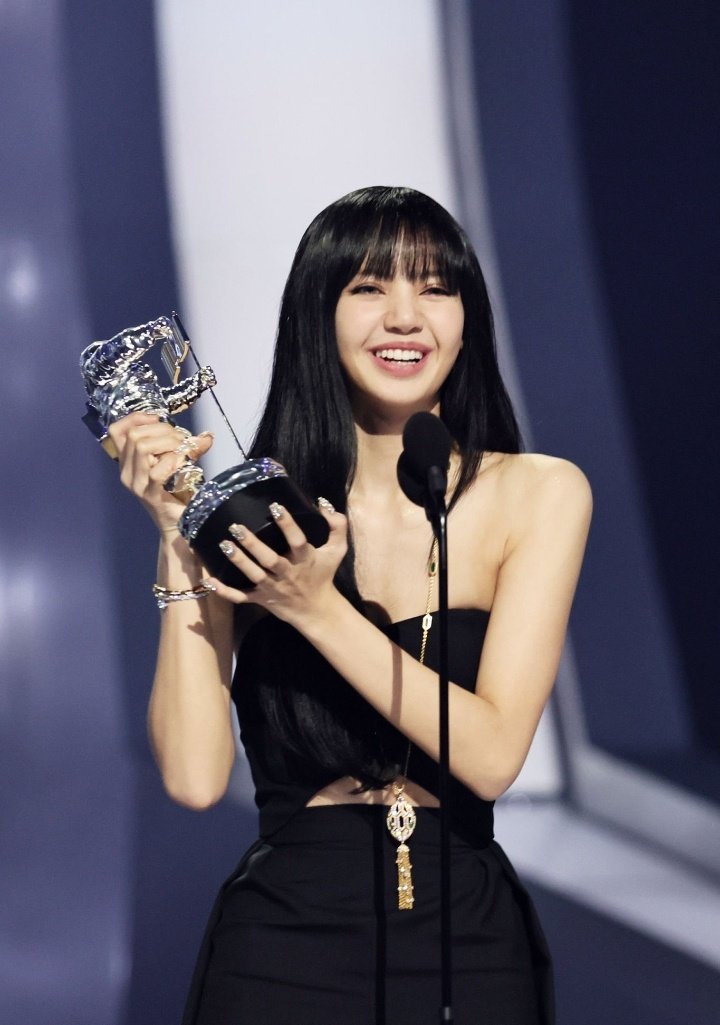 JENNIE PORTUGAL tweet media