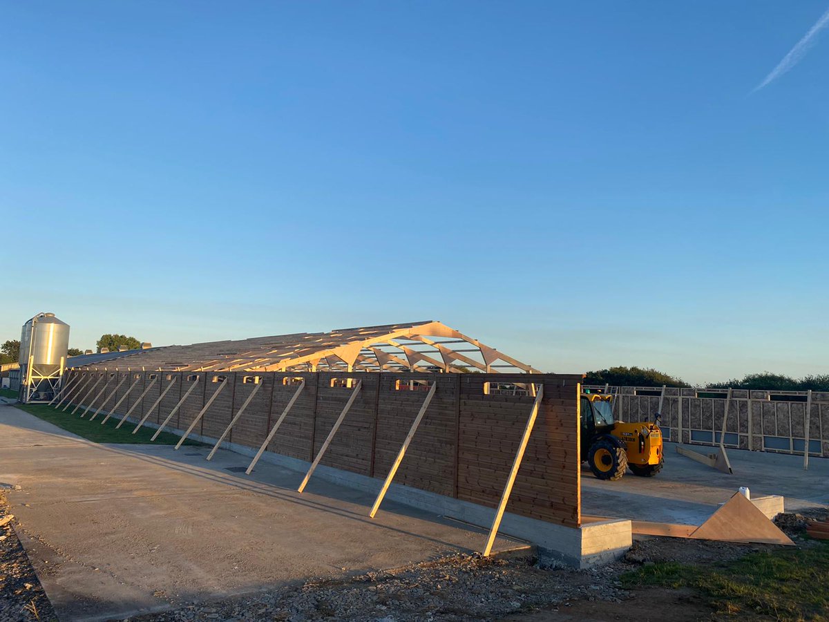 A fantastic week of progress by our erecting team on site. 

Mark's replacement laying unit is on schedule and our install team is waiting in the wings, to begin work on the new Potters Poultry Limited Avinest system.