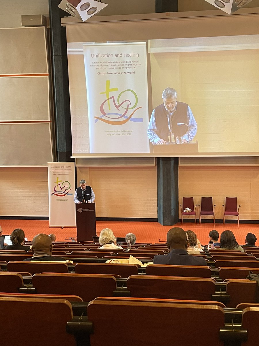 Oekumene_KKRM's tweet photo. Hatespeach is a global #pandemic!
das gesprochene Wort endet nicht mit der Aussprache, sondern mit seiner Rezeption: @oKolobos #preconsultation #karlsruhe2022

Wes das Herz voll ist, des geht der Mund über - #hatespeach zeigt mehr über dein Herz als du tippen kannst… https://t.co/wZ3W7tQnJu