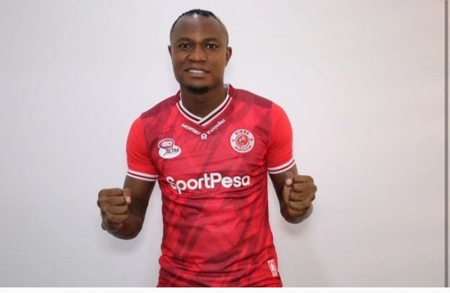 Chinja25's tweet photo. Kama kuna usajili sijaelewa ni wa #Akpan ndani ya @SimbaSCTanzania
Unachukua mchezaji anaezidiwa na wazawa kujaza nafasi ya kimataifa?
Kulikua na haja gani ya kumuachia Lwanga??
Lengo nini hasa?
Unfit #Lwanga is far better than a fit #Akpan
We are calling for #AkpanOut https://t.co/aEL73r9Elt