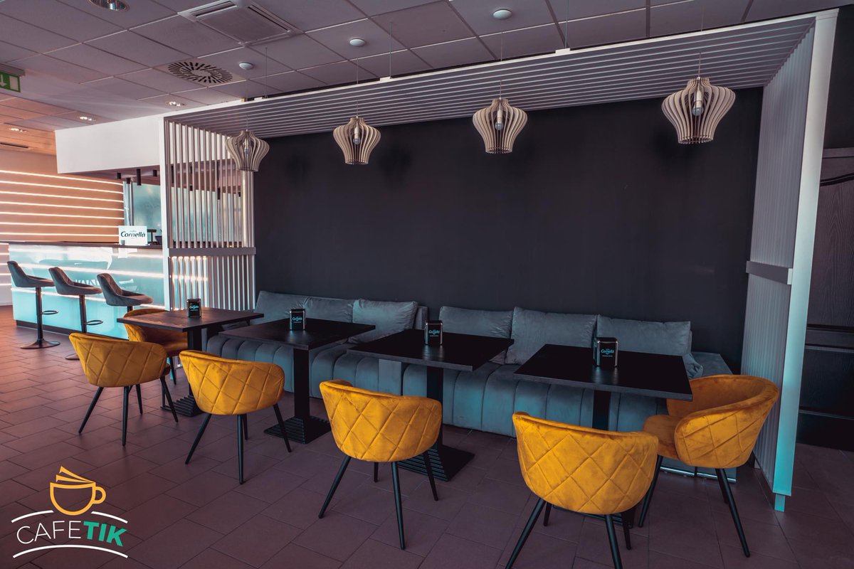 Uni_Szeged's tweet photo. The cafeteria in the Library is now open 🎉
Students can go back to having their study breaks in their favourite place, the Library’s café ☕
Photos by: Cafe TIK 📸
#cafetik #UniversityofSzeged #Librarycofe #KlebelsbergLibrary #StudyinSzeged https://t.co/6v0f3ndtE7