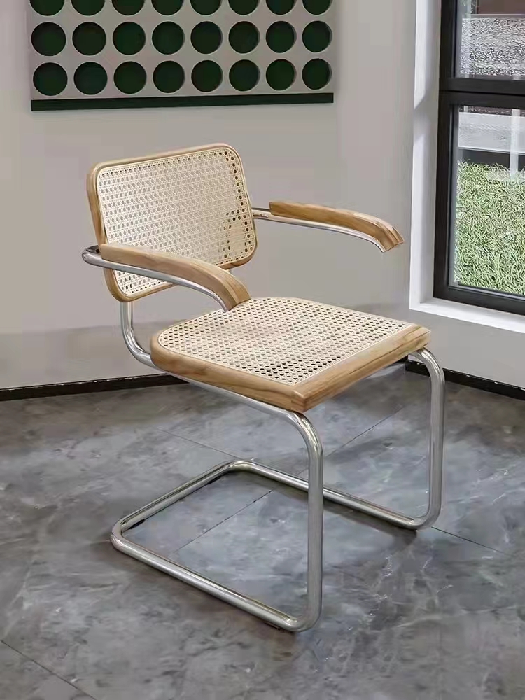 strongmake_furn's tweet photo. rattan dining chair
#strongmakeprojects
#diningchair #rattanchair #armchair #upholsteryseat #rattanseat #chairs #classicchair #modern #modernclassic #metalchairs https://t.co/L3XIiKXUvO