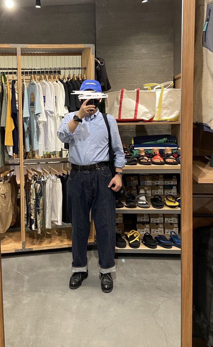 takachijin's tweet photo. <ある日の服装30>
30℃☁️
#weekend
#uniqlo
#comoli
#paraboot
#hermes
#loopwheelernike https://t.co/MZ4d9PtkQm