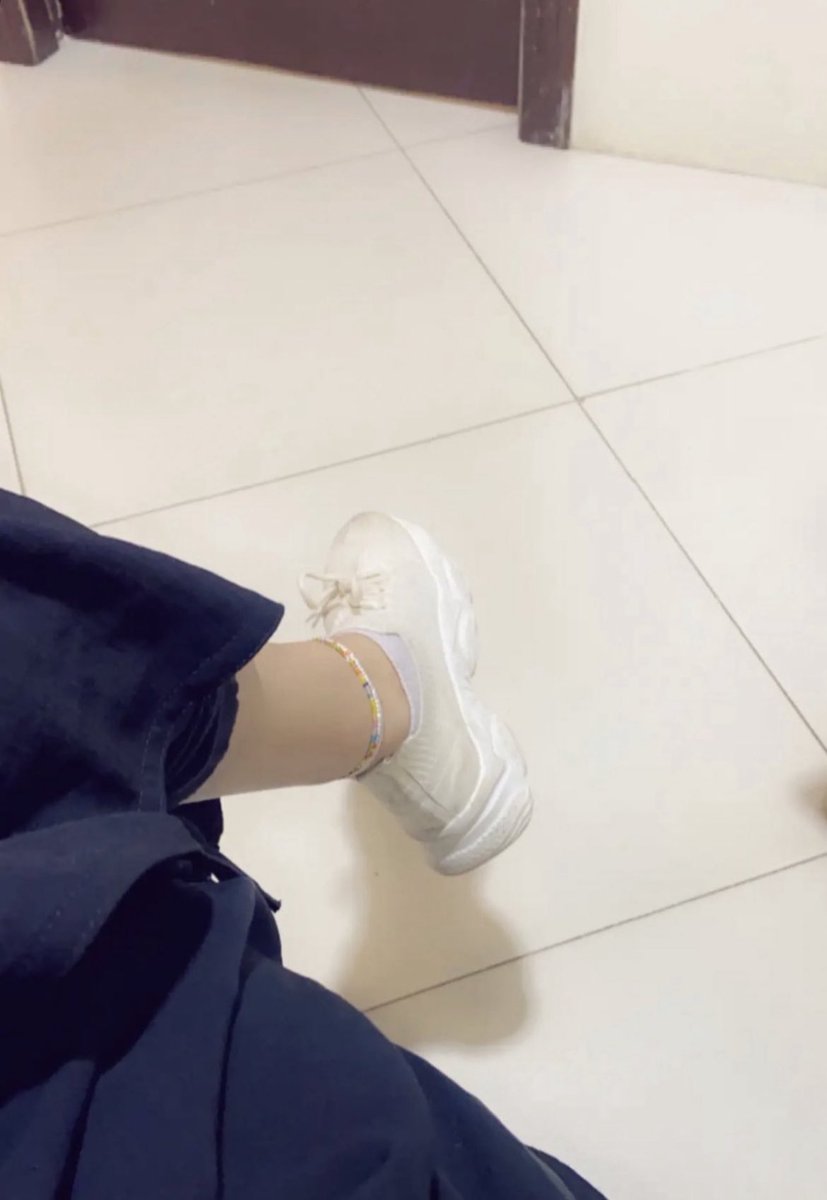 g7bafof's tweet photo. تعال نظف رجل عمتك يا ممحوني 🙄🙄💦👅🥵 
#عمه
#ديوث
#كلب https://t.co/SG008FqyCK