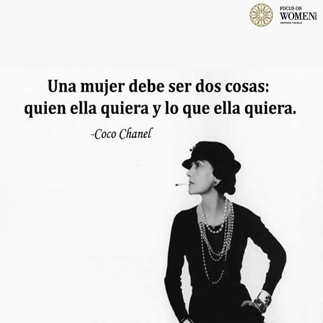 “Una mujer debe ser dos cosas: quien ella quiera y lo que ella quiera”.

Frases celebres de mujeres celebres ✍🏻.

#FelizLunesViajeras #felizsemana