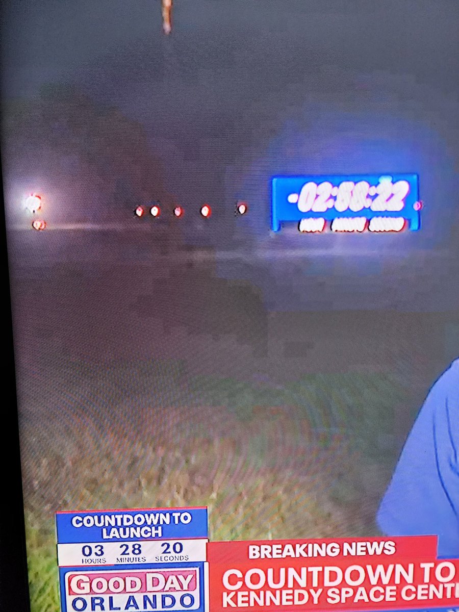 NateGBear's tweet photo. @fox35orlando your count down clock is an hour off of NASAs. https://t.co/8UuwoTdjYI