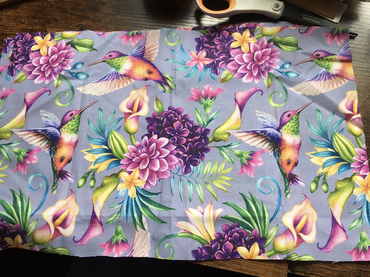 kcardsandcrafts's tweet photo. Some new pillows due soon 🥰 https://t.co/b5DGOJXfPH