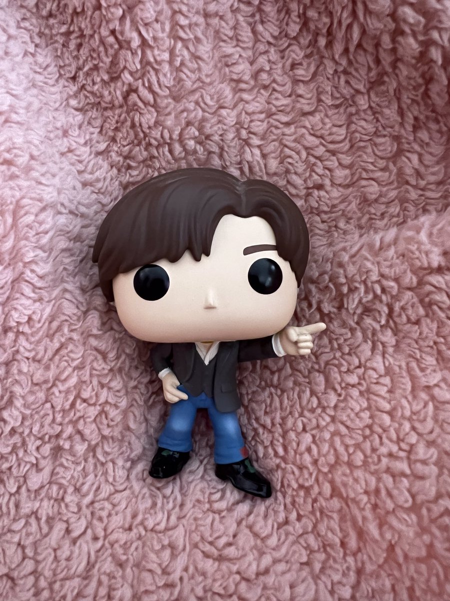 aenacarts's tweet photo. BTS Dynamite Funko Pop Tingi

♡ maknae line - ₱850
     hyung line - ₱750
♡ on-hand
♡ payo / 3 days reservation 
♡ DM to order

rfs: mom bought it from us and still have extras

🏷 rm namjoon jin seokjin suga yoongi jhope hobi jimin taehyung v jungkook wts lfb ph https://t.co/b08s33WMNC