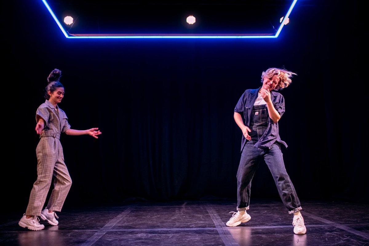 BillsMum_'s tweet image. Final #Autopilot performance today! If you haven't caught it yet, today's your last chance! 13:35 at Pleasance Courtyard. We'd love to see you there pleasance.co.uk/event/autopilot