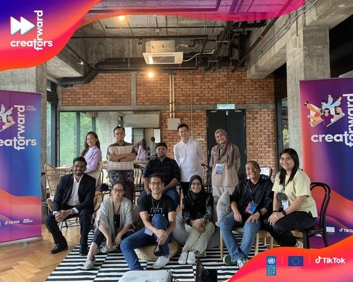 UNDPasiapac's tweet photo. Our regional youth programme #CreatorsForward has launched! ๐
In partnership with TikTok + @EU_FPI, @UNDP will empower 20 of the top creators across Asia to create content that promotes peace & fosters social cohesion.
More: https://t.co/bilx4QESeh https://t.co/rOWmeTA1fj