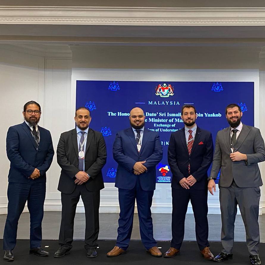 lightupseven's tweet photo. SIGNING OF MEMORANDUM OF UNDERSTANDING (MoU) BETWEEN LIGHT UP 7 SDN. BHD. AND AJLAN&amp;BROS GROUP HOLDING on “Delivering projects in the Creative Sectors of Culture &amp; Tourism Events and Conferences and Exhibitions within the territory of the Kingdom of Saudi Arabia”. 👏✍️ https://t.co/ImmuQsQXFY