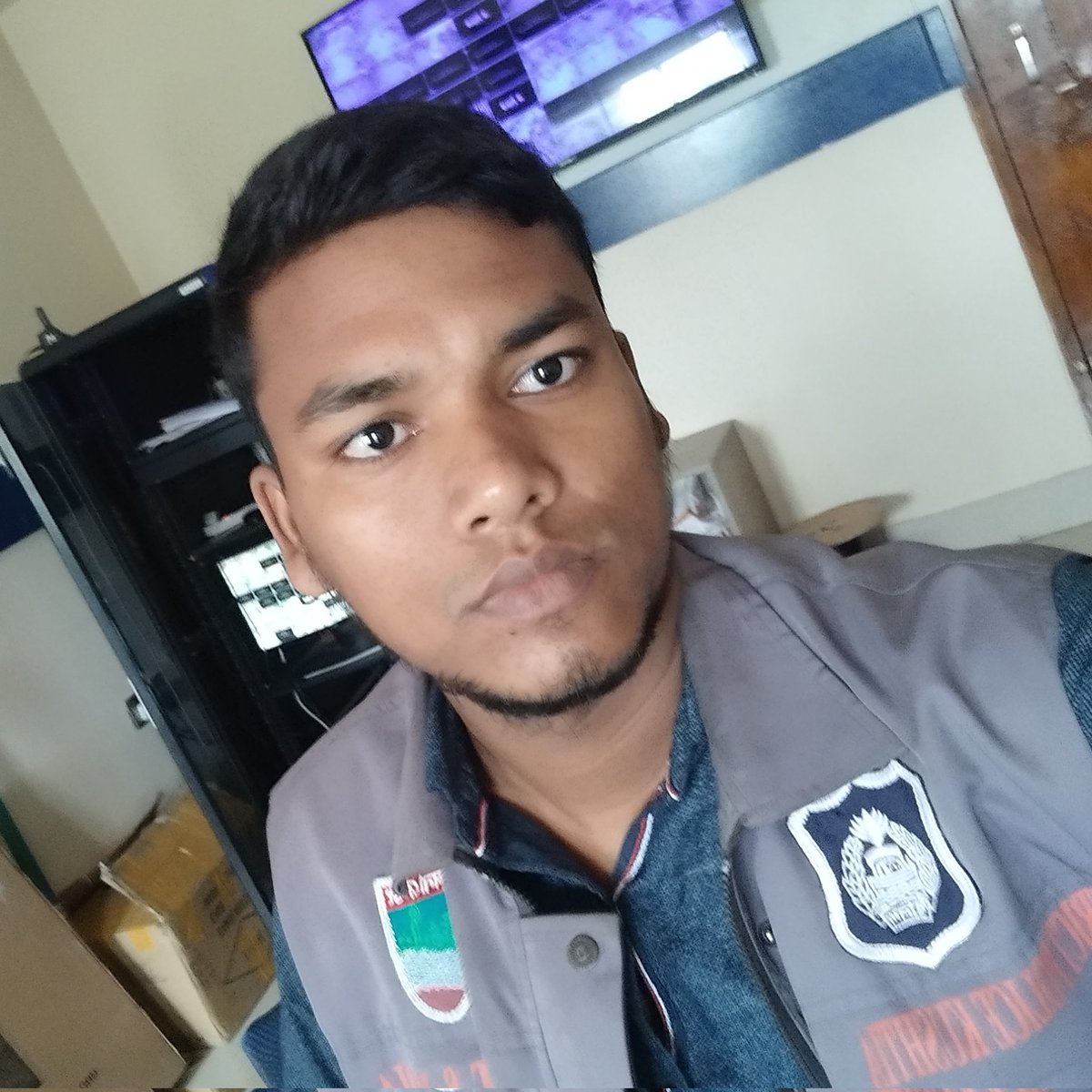 ComandoSaiful's tweet photo. #NewProfilePic https://t.co/6CRIwxf9n6