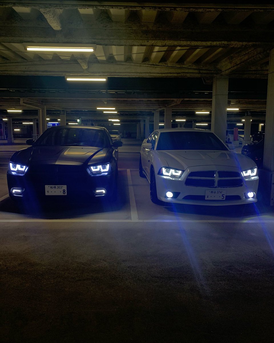 ______krtn's tweet photo. charger🖤×🤍charger https://t.co/ljvBudYMoV