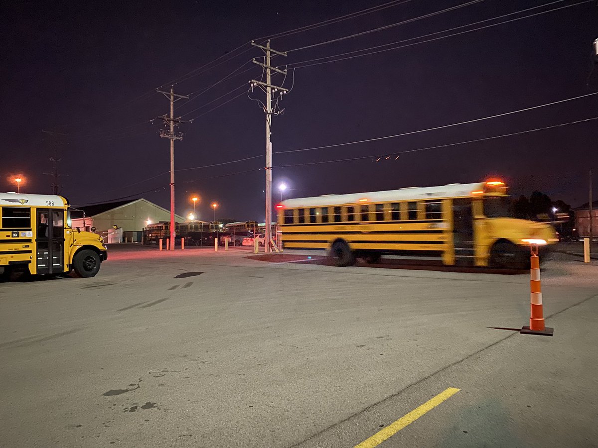 The buses are rolling this morning in the Columbus City School district.  Students are headed back today for in-class learning after a new contract was reached with its teacher’s union. #10tv <a href="/10tv/">10TV</a> #wakeupcbus