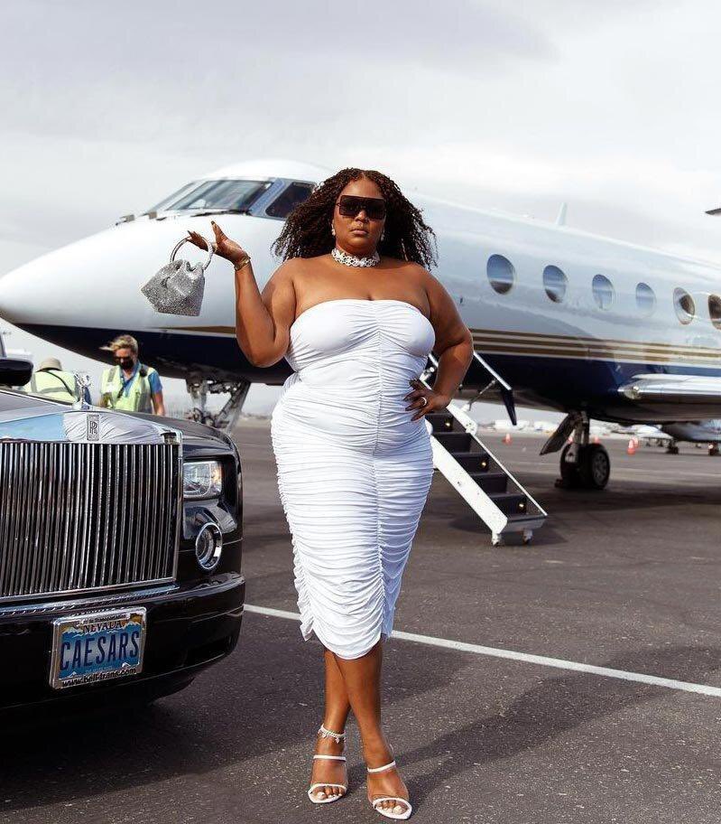 Ian Miles Cheongs Tweet Lizzo Has A Private Jet Shes So Oppressed