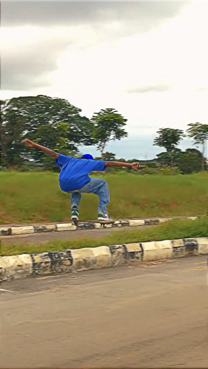 _THE HOMELANDER) tweet media