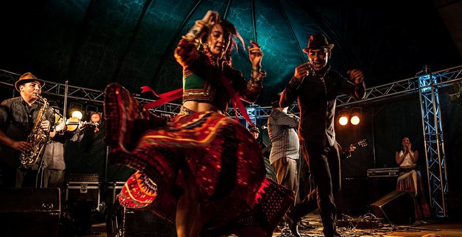Vrijdag luiden we het weekend in met deze topper uit de hedendaagse zigeunermuziekscene, Nadara Gypsy Wedding Band. Ze brengen traditionele (Roma) zigeunermelodieën en dansmuziek, met een hoofdrol voor danseres Yasmin. 💃🏽
ow.ly/38z750KtIjn