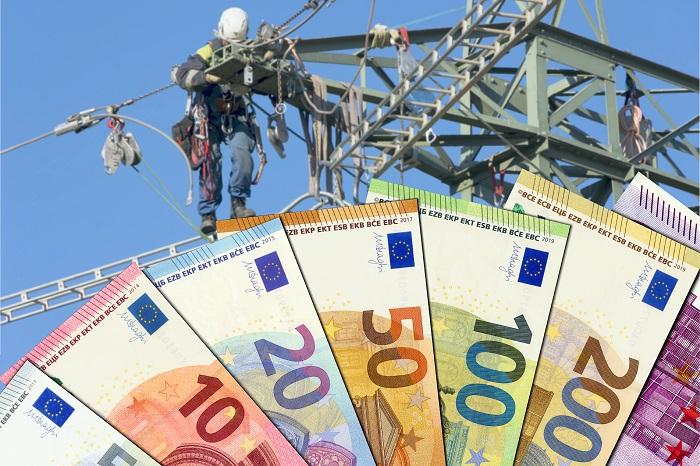 #crisienergetica Il 31 agosto saremo in conferenza stampa con le altre imprese del #terziario per fare il punto della situazione. #ANCC @coopitalia, #ANCD @conad, <a href="/Federdis/">Federdistribuzione</a>, #Fida, @MiTE_IT, <a href="/Palazzo_Chigi/">Palazzo_Chigi</a>.   confcommercio.it/-/caro-energia…