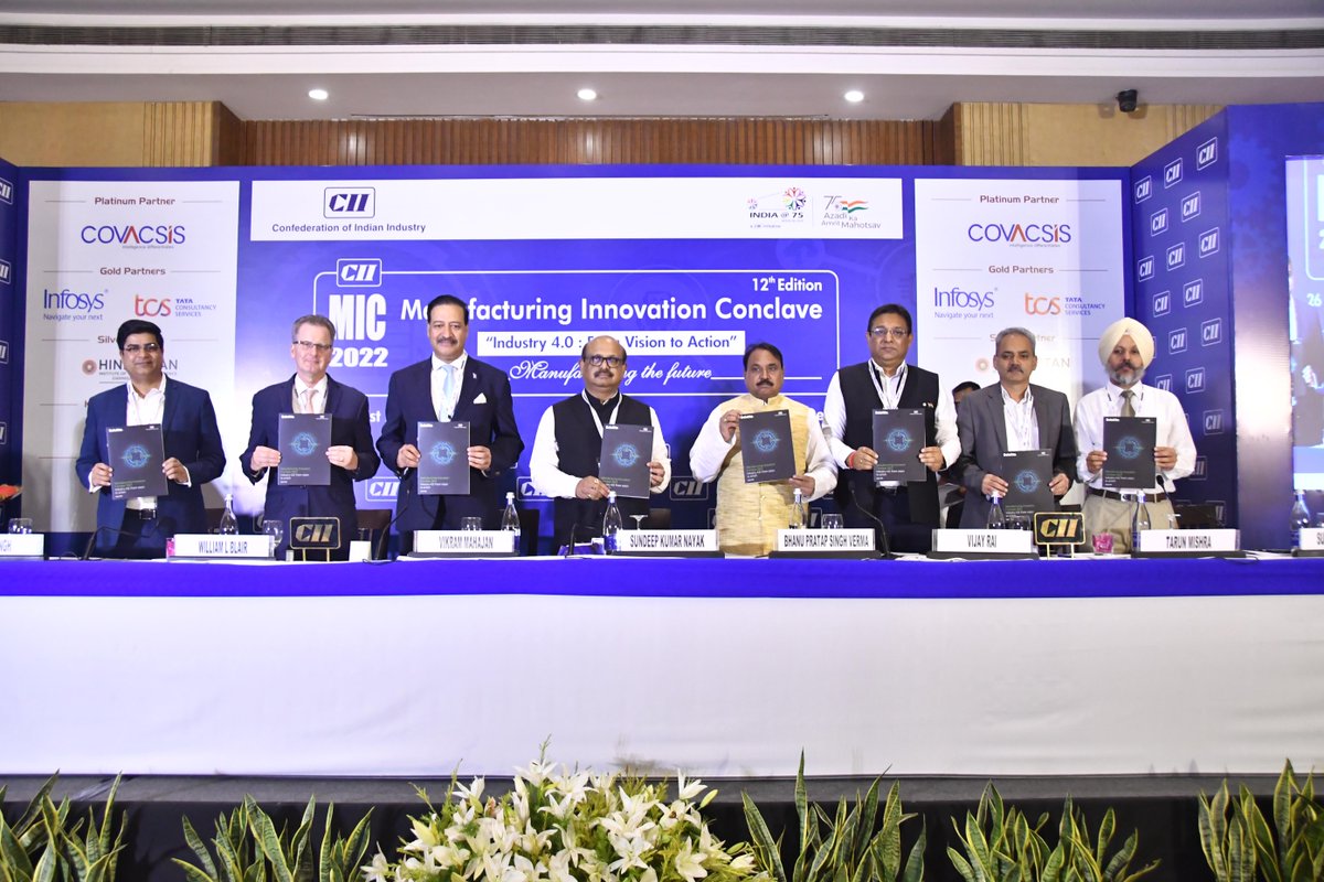 DeloitteIndia's tweet photo. Catch a glimpse of our leaders at the “CII manufacturing innovation conclave,” organised by @FollowCII with Deloitte India as the knowledge partner.
What transpired? Many insightful discussions exploring the vision of #Industry4.0.

#Manufacturing #DeloitteAtCIIConclave #Tech https://t.co/AeO5VOAvd1