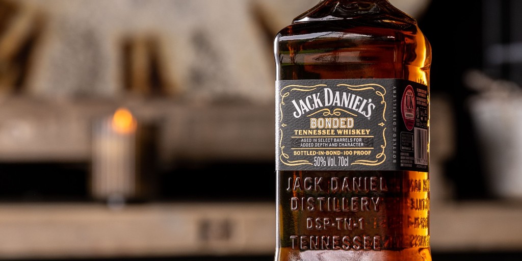 Jack Daniel's Bonded #Whiskey - 100 Proof Bottled-in-Bond > bit.ly/3bQ0tDV A new release from Lynchburg, Tennessee, the Bonded series from @JackDanielsUK draws from the rich history of the #Tennessee distillery.