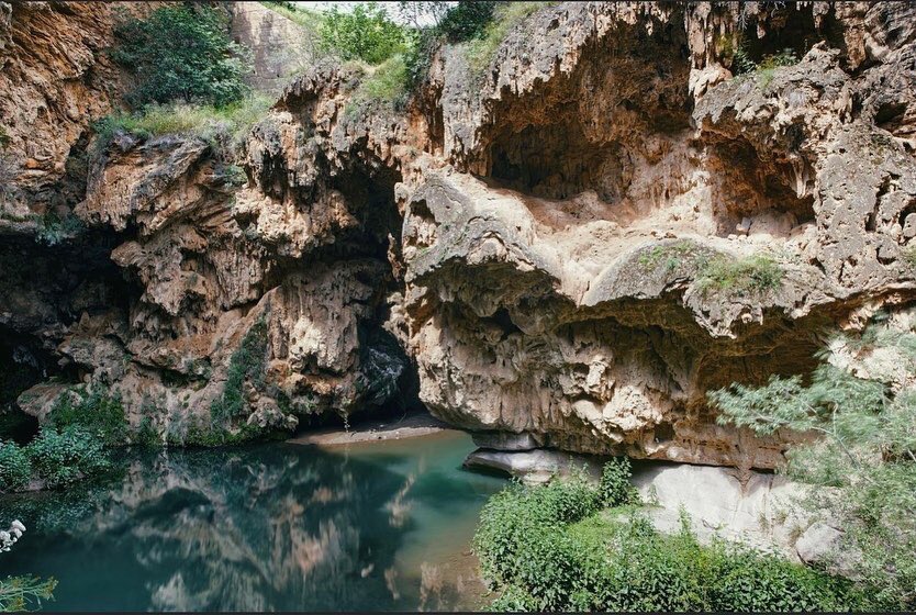 armenia's tweet image. Searching for a beautiful place to embrace the magic of nature and of course take unique pictures from vacation 😜 - the #DevilsBridge in #Syunik region of #Armenia 🇦🇲 is one of the best destinations 📍. 

#ExploreArmenia #VacationinArmenia

📸: Armeniatour