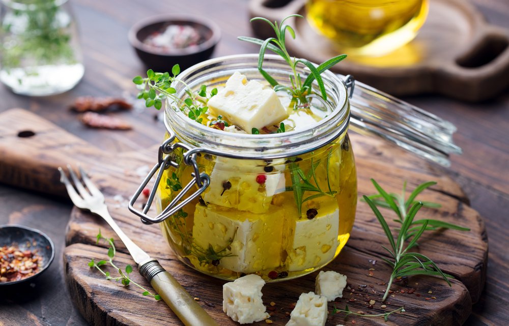 For more flavour, simply marinate cheese in extra virgin olive oil! bit.ly/3e8OkLi #EVOO #oliveoil #OakhurstOlives #cheese #foodie #recipe