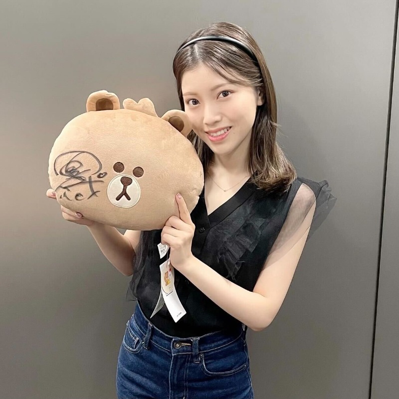 LINELIVE_JP's tweet photo. #石原夏織
x
#LINELIVE 
初回配信記念RTキャンペーン💫

サイン入りクッションを
抽選で1名様にプレゼント

✅応募条件
① @LINELIVE_JP
をフォロー
②このツイートをRT
③石原夏織公式LINEを友だち追加
https://t.co/stWX3ahrTM

9/11(日)〆切!当選者にDM