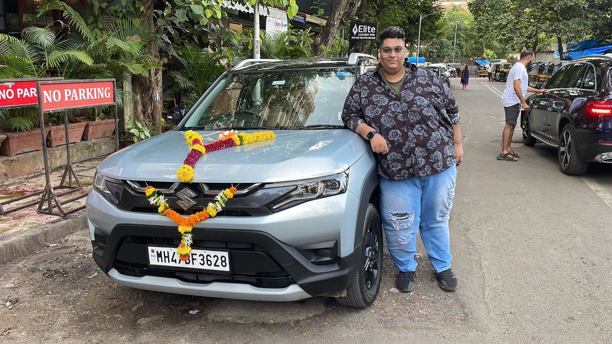 RonakWe's tweet photo. Welcoming this Beast To The Family ❤️ Brezza 2022 Zxi AT
#Brezza2022 #Zxi #Brezza #MarutiSuzuki #Marutibrezza #brezza @MSArenaOfficial https://t.co/Lkpg1Sa24U