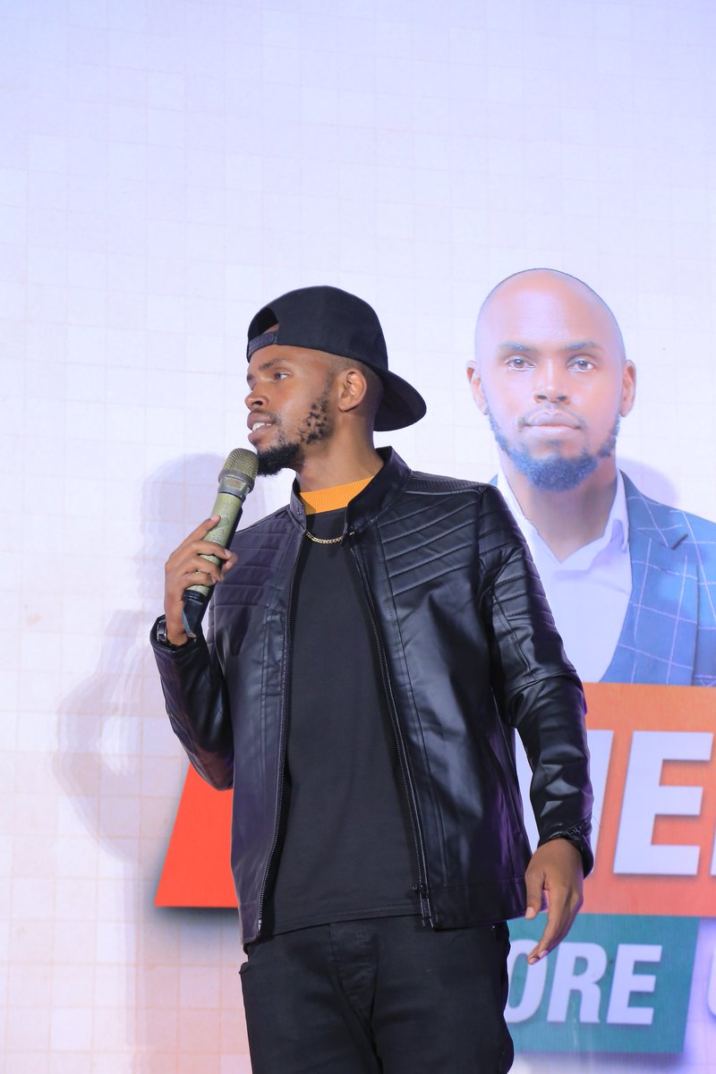 ComedyStoreUG's tweet photo. Yeah, it's the End of the Month!

And, We're wondering - which musician or comedian or entertainer would you want to see on #Comedystoreug this week?

Reply with your suggestions 💡.... https://t.co/bkKjwjm2uc