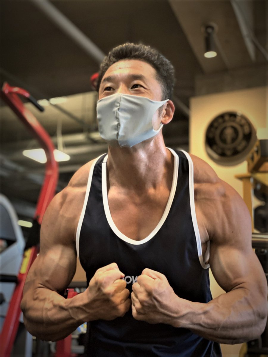 POWER83496403's tweet photo. 世界一快適なタンクトップ「AIR-TANK」発売!
筋量がある人が似合うのはもちろん、これからボディメイクを始めるまだ細身の方でもかっこよく着こなせるデザインに仕上げました。
限定商品のため、ぜひお早めにお求めください!
#なかやまきんに君 #AIR #nakaymakinnikun #power_store29 #AIRTANK https://t.co/L034bDGhws