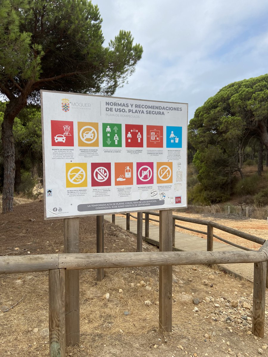 AngelLucianatu's tweet photo. Hoy nos a tocado la Playa de Rompeculos. 
@Lucia37714731 
#nudismos #playanudista #rompeculo #playarompeculo https://t.co/KVTG3DaTlq